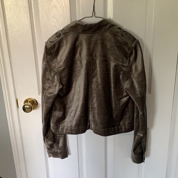 jacket - Picture 4 of 5